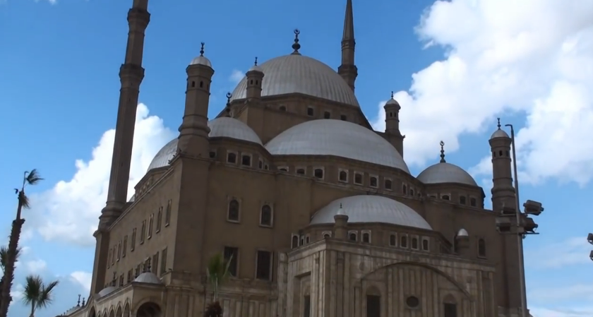 مسجد محمد علي بجوار القلعة بالقاهرة