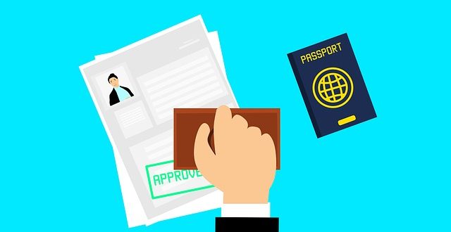 الفرق بين إذن الدخول وتأشيرة الإقامة في دولة الإمارات العربية