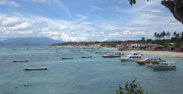 رحلة سياحية الي جزيرة لومبوك في اندونيسيا