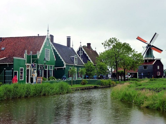 قرية الطواحين في امستردام