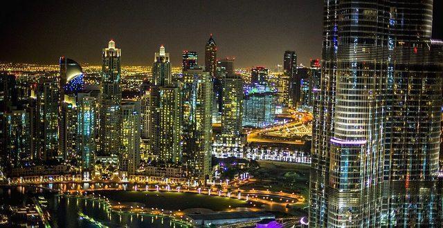فيزا زيارة الإمارات وامكانية تحويلها الي إقامة عمل في الإمارات