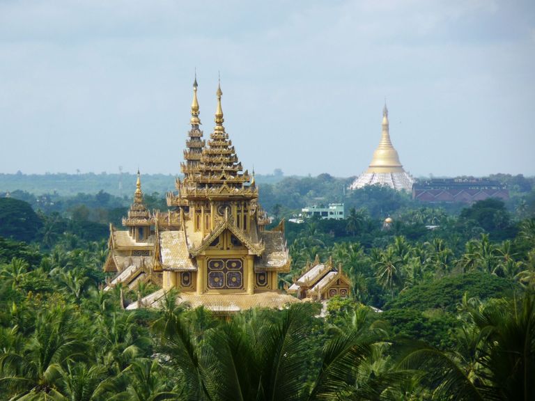 باجو أحد أماكن السياحة في ميانمار