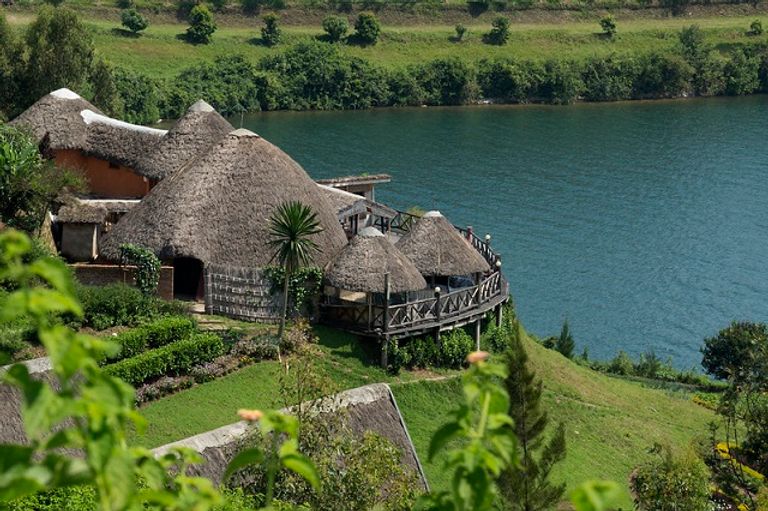 كم تبلغ تكاليف السياحة في بوروندي؟