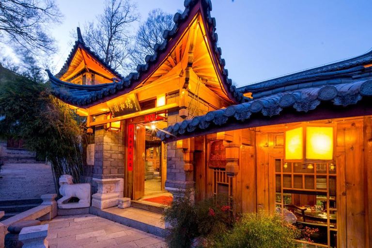فندق quot; Lijiang Zen Garden Hotelquot; أحد أفضل الفنادق في الصين
