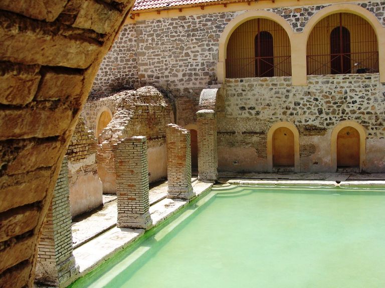 حمام الصالحين بولاية خنشلة الجزائرية