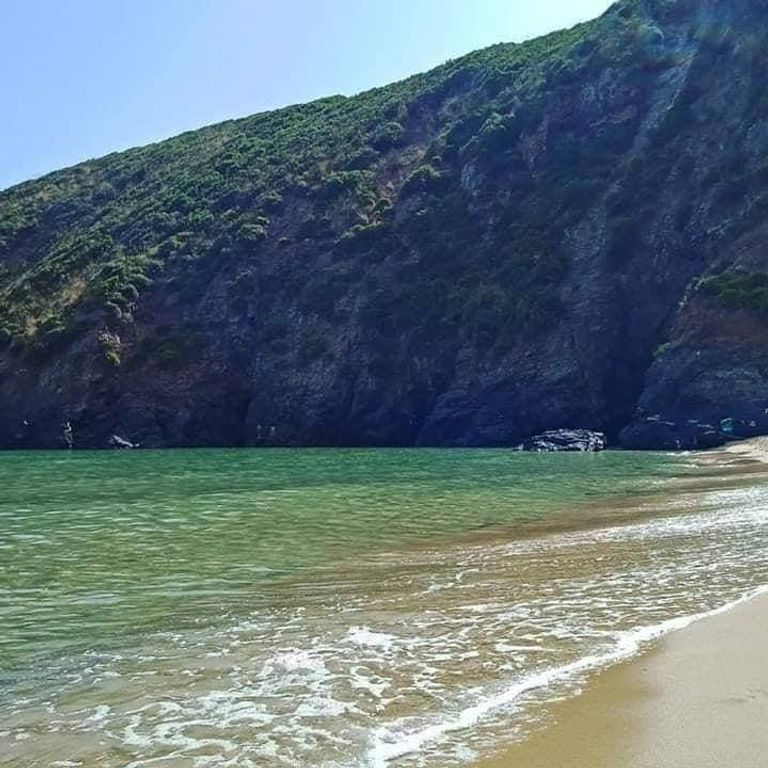 شاطئ المريسة شرقي الجزائر