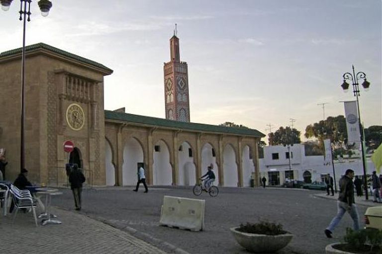 مسجد سيدي بوعبيد أحد أجمل أماكن السياحة في طنجة