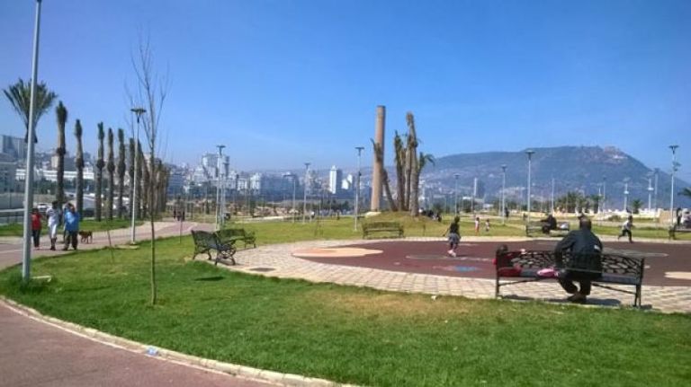  حديقة مدينة البحر الأبيض المتوسط أحد أفضل أماكن السياحة في وهران