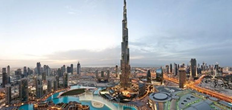  برج خليفة أحد أطول أبراج العالم