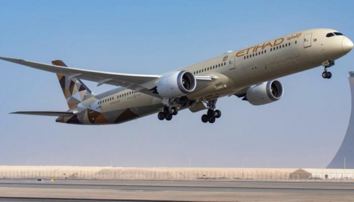 “الاتحاد للطيران” تتوقع ارتفاعا كبيرا في أعداد المسافرين خلال الصيف