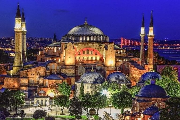 إسطنبول أحد أماكن السياحة في تركيا