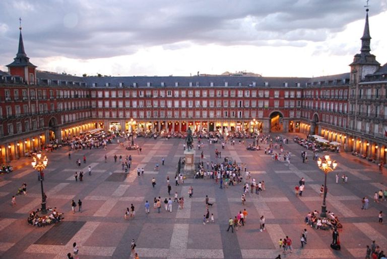يمكن التعرف على معالم مدينة مدريد خلال جولة افتراضية قصيرة
