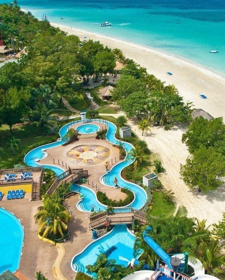 منتجع Beaches Negril Resort من بين أنسب المنتجعات والفنادق المناسبة لاصطحاب الأطفال في جزر الكاريبي
