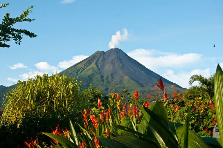بركان أرينال من أهم الوجهات السياحية في كوستاريكا