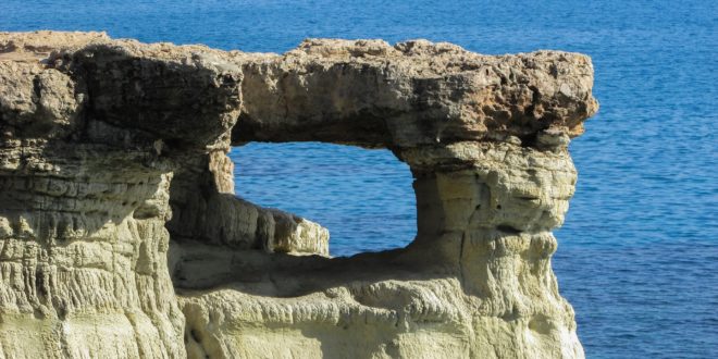 السياحة في قبرص جزيرة الحب