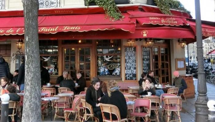 إذا كنت من عشاق المقاهي في السفر.. قائمة الأفضل بباريس