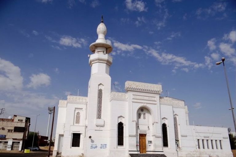 مسجد التوبة أحد أهم أماكن السياحية في تبوك