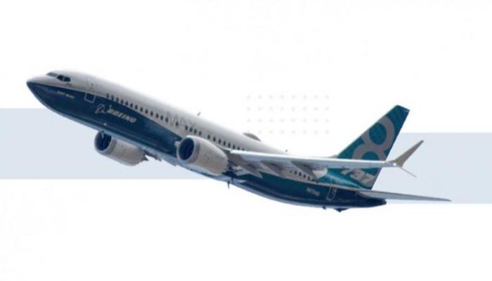 بعد 3 سنوات على الكارثة.. إندونيسيا ترفع الحظر عن بوينج “737 ماكس”