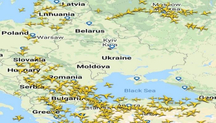 غزو أوكرانيا يربك حسابات شركات الطيران.. شلل بالمطارات وتحذير أوروبي