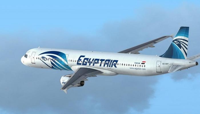 “مصر للطيران” توضح حقيقة “عرض العيد”.. التذكرة بـ33 دولارا؟