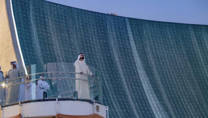 شلالات إكسبو 2020 دبي تتحدى الجاذبية