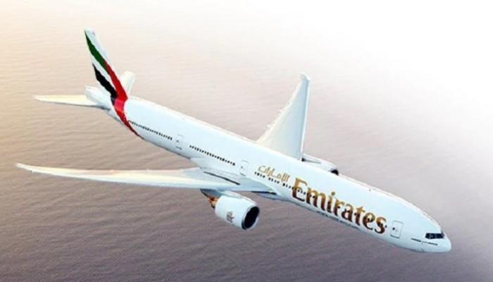 “طيران الإمارات” تعتمد وسيلة دفع جديدة.. الأولى عالميا