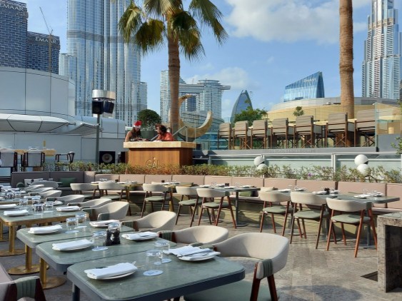 أفضل 10 مطاعم عائلية في دبي نوصي بها