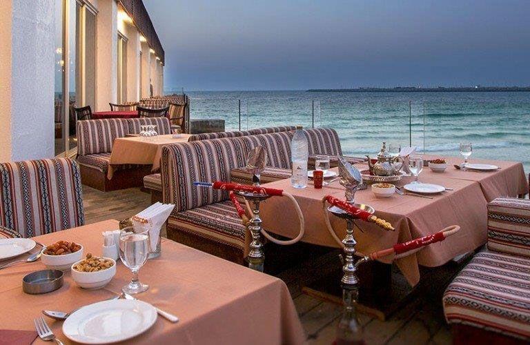 أفضل 10 مطاعم عربية في دبي تستحق التجربة