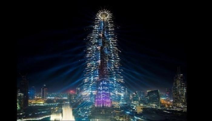 “زووم” تبث للعالم احتفالات ليلة رأس السنة 2021 من دبي