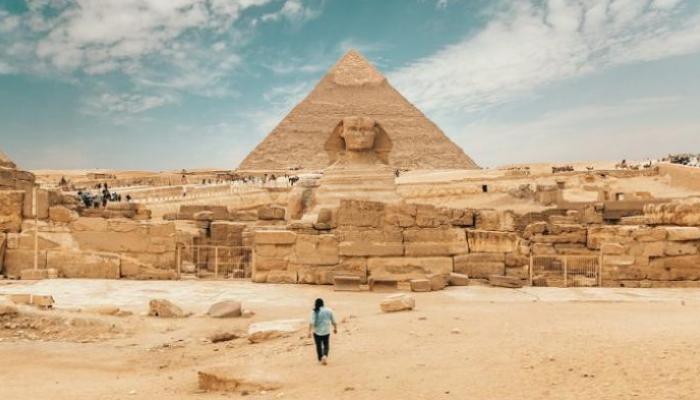 عجلة “عين القاهرة”.. الأكبر بأفريقيا لجذب 2.5 مليون سائح سنويا