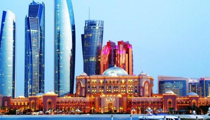عودة قوية لقطاع السياحة في أبوظبي.. 46% ارتفاعا بإيرادات الفنادق