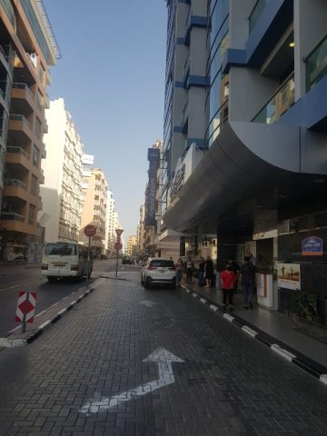 شارع الرقة دبي