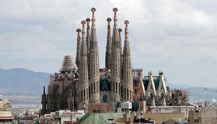 10 فنادق في برشلونة تخطف أنظار السائحين