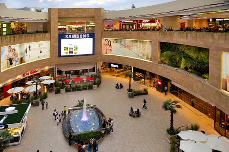 سكالا شوبينج (كومبايا) أحد أفضل مراكز التسوق في كيتو