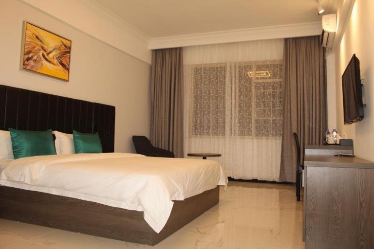 فندق quot;JM Résidence AV NASSERquot; أحد أفضل الفنادق في بانجي