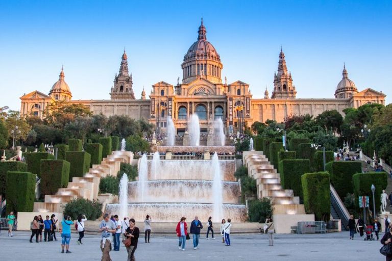 تكاليف السياحة في برشلونة