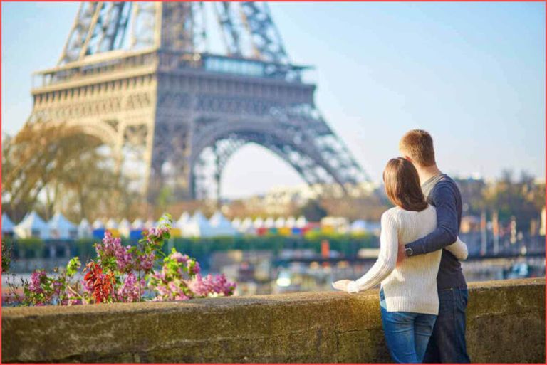 باريس أحد أجمل الأماكن الرومانسية في العالم