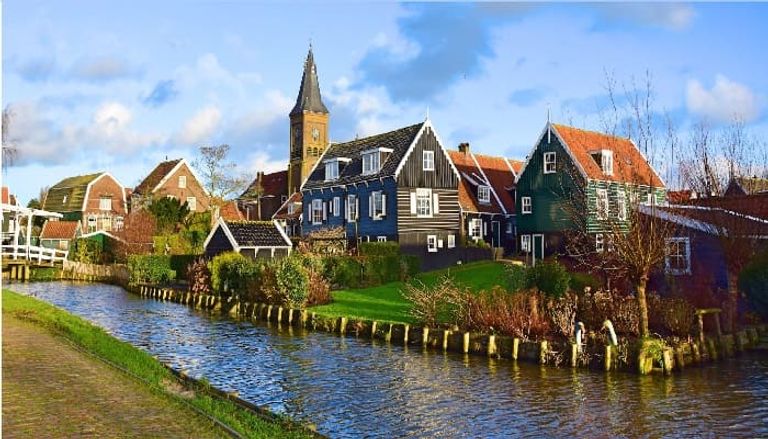 مدينة quot;Markenquot; أجمل مدن هولندا الريفية