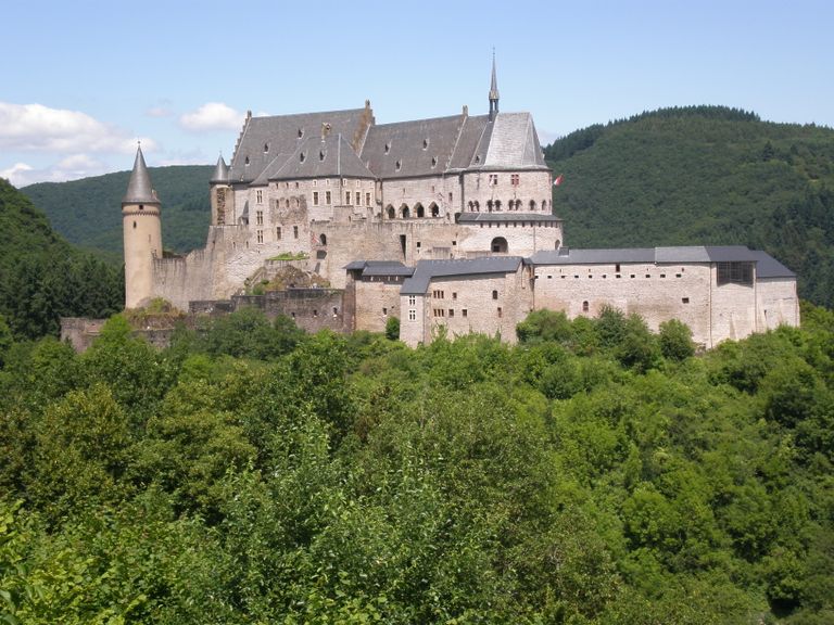 قلعة فياندين إححدى أماكن السياحة في لوكسمبورغ