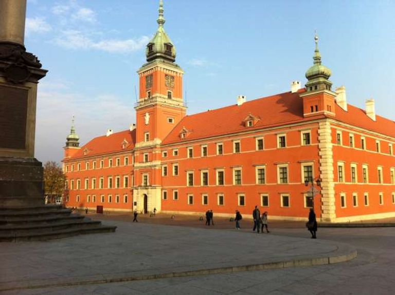 القلعة الملكية أحد أماكن السياحة في وارسو