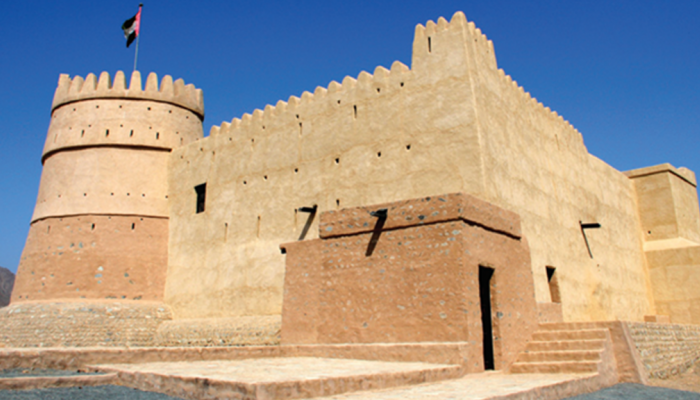 قلعة البثنة في الفجيرة.. أيقونة سياحية شاهدة على تاريخ 3 قرون