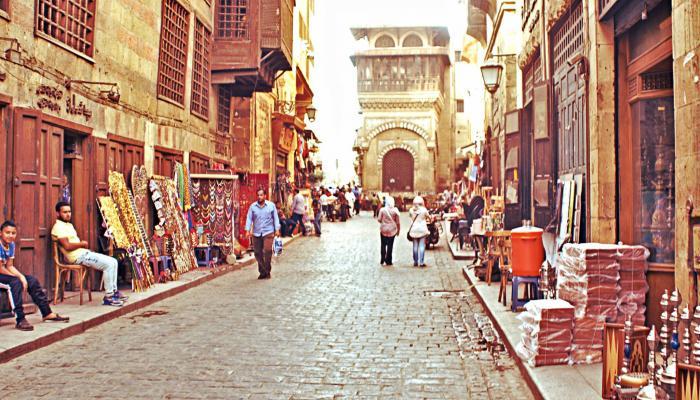 ليالي رمضان.. أفضل 6 برامج لتناول السحور في القاهرة