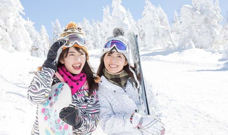  اليابان أحد أفضل الوجهات السياحية العائلية في الشتاء