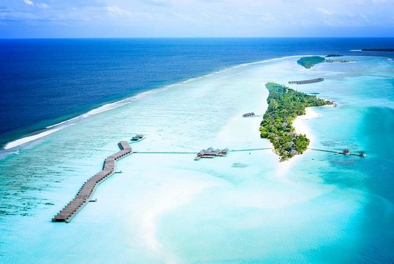  آري أتول أحد أماكن السياحة في المالديف