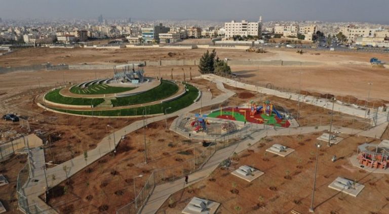 حديقة الملك عبدالله الثاني ضمن أماكن سياحية في الأطفال للعوائل