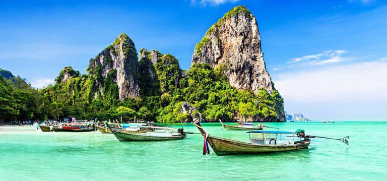 فوكيت ضمن أجمل جزر تايلاند