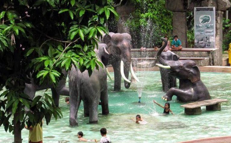 حديقة حيوانات دوسيت ضمن أماكن سياحية في بانكوك للأطفال