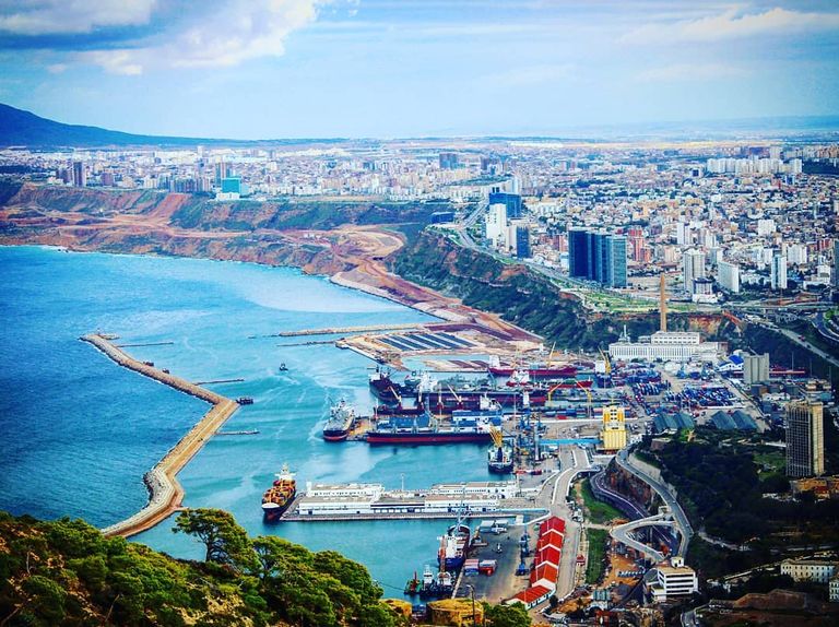  وهران أحد أكثر المدن سياحة في الجزائر