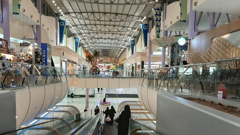 سوق الضيافة أحد أفضل مراكز التسوق في مكة الكرمة
