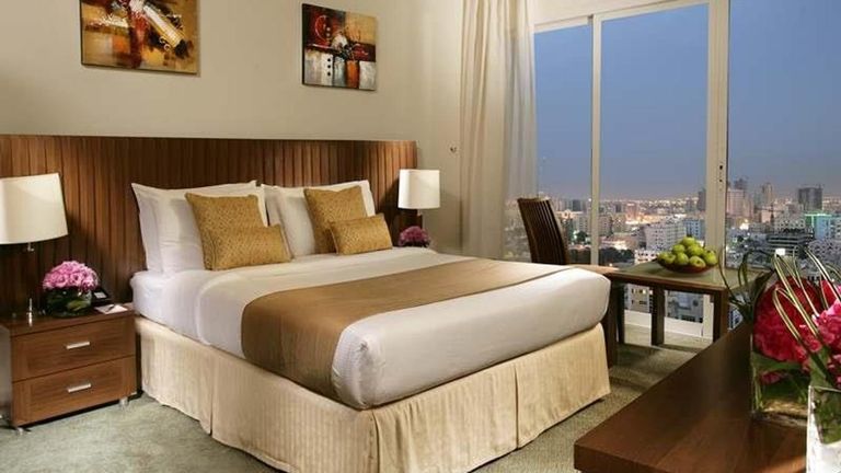 فندق رامادا باي ويندام بيتش أحد أفضل الفنادق في عجمان
